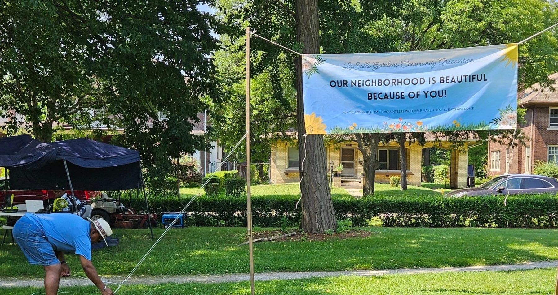 Neighbors in La Salle Park